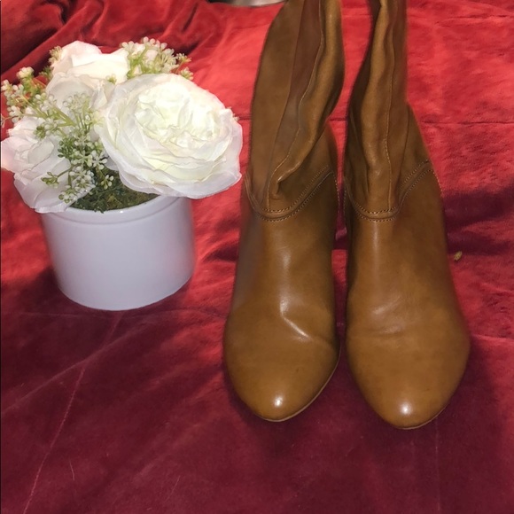 Colin Stuart faux leather tan knee high boots - Picture 3 of 8